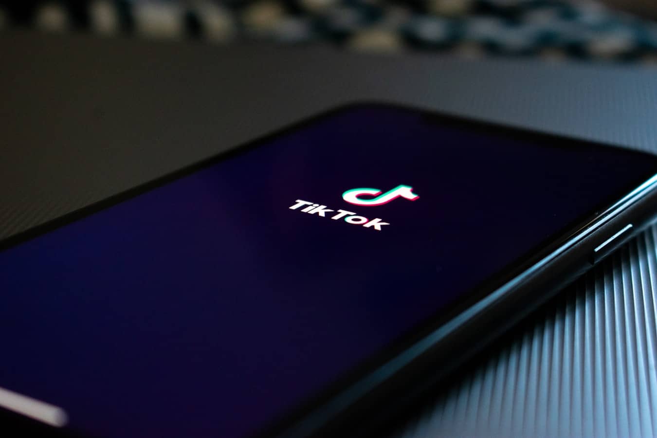 Governments are Cracking Down on TikTok and WeChat. Here’s What Smart Managers Can Learn From That. -